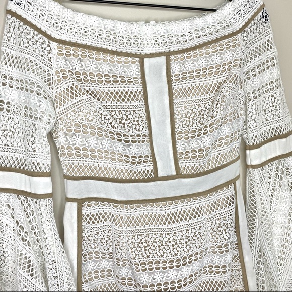 L’ATISTE by Amy White Nude Eyelet Mini Bell Sleeve - Picture 5 of 15